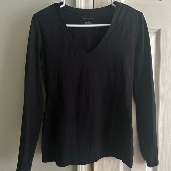 Banana Republic Tops - Women's Basic  Black Long Sleeve T